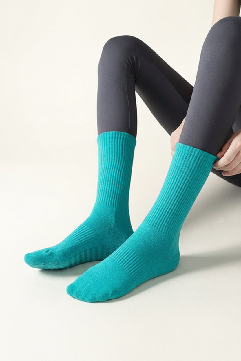 GripFlow™ Studio Socks